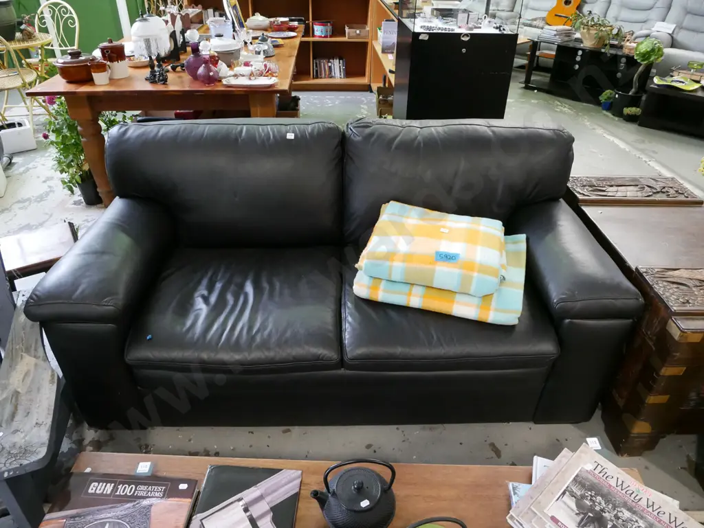 black leather 2 seater settee H-830 W-1710 Image 1++