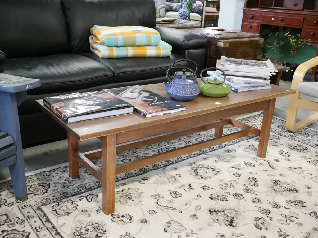 mahogany coffee table H-410 W-1300 D-460 Image 1++