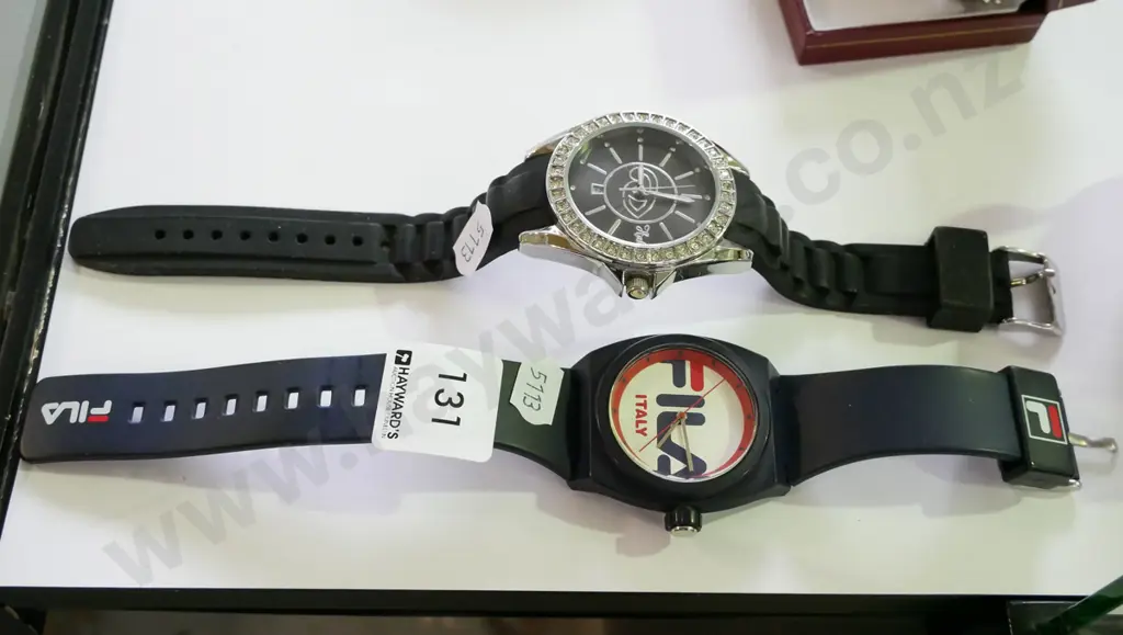 2x gents wristwatches Image 1++