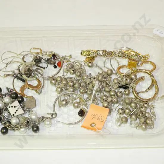 tray of costume jewellery