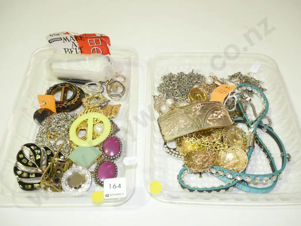 2 trays of costume jewellery (yellow dots) Image 1++