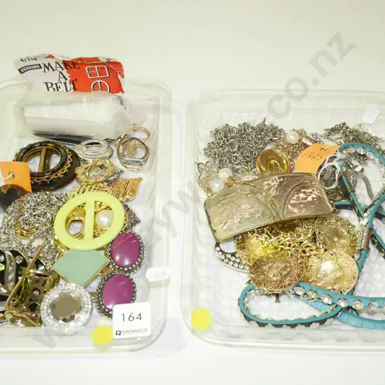 2 trays of costume jewellery (yellow dots)