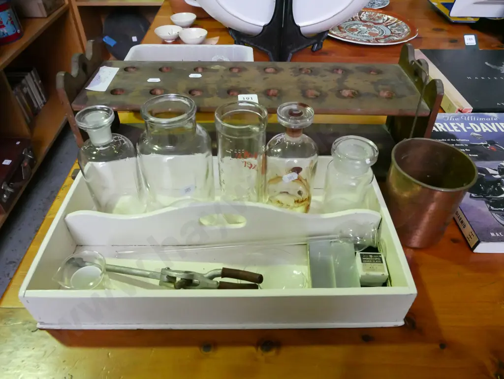 lab glassware, test tube holder, tray, copper dipper etc Image 1++