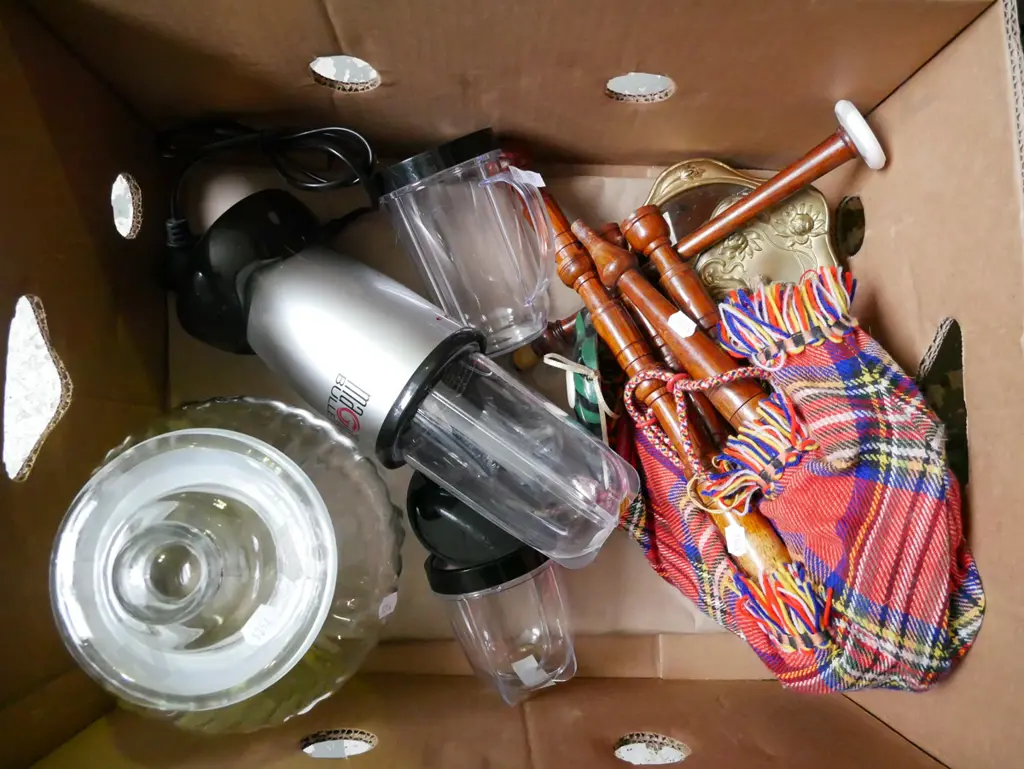 box; glass storage canisters, magic bullet, dressing table set etc Image 1++