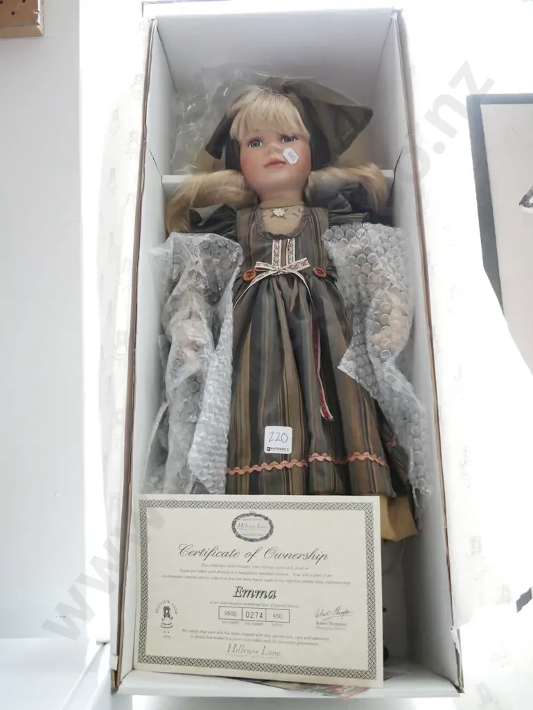 boxed Hillview Lane porcelain display doll Image 1++