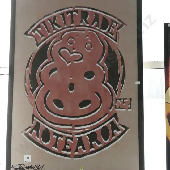 NZ tiki print on board