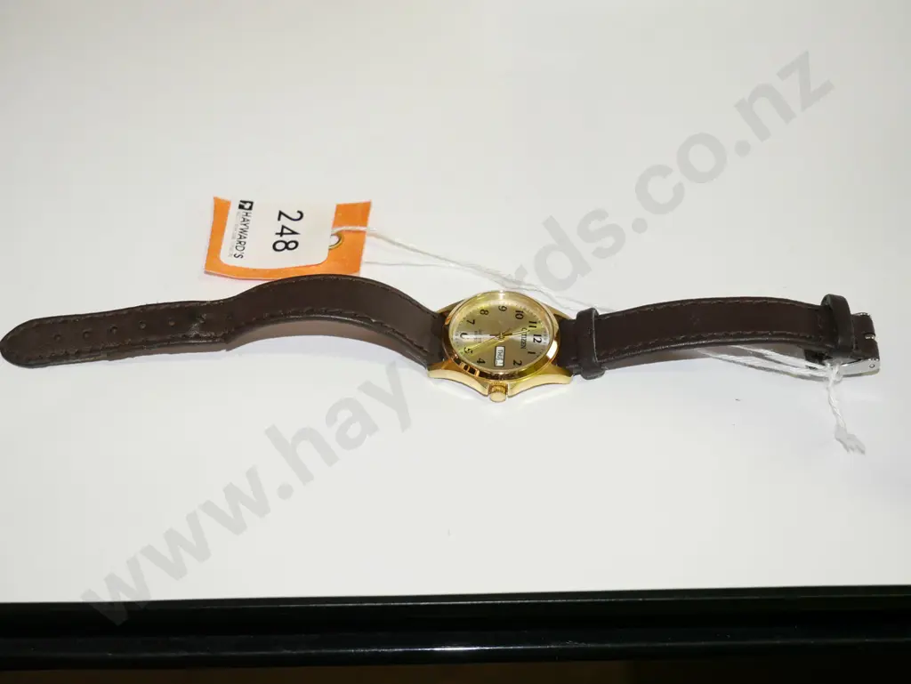 Citizens wristwatch Image 1++