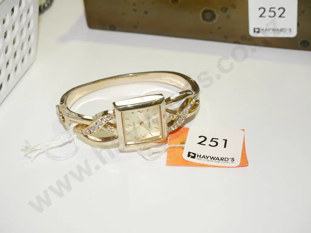 golden eternity wristwatch Image 1++