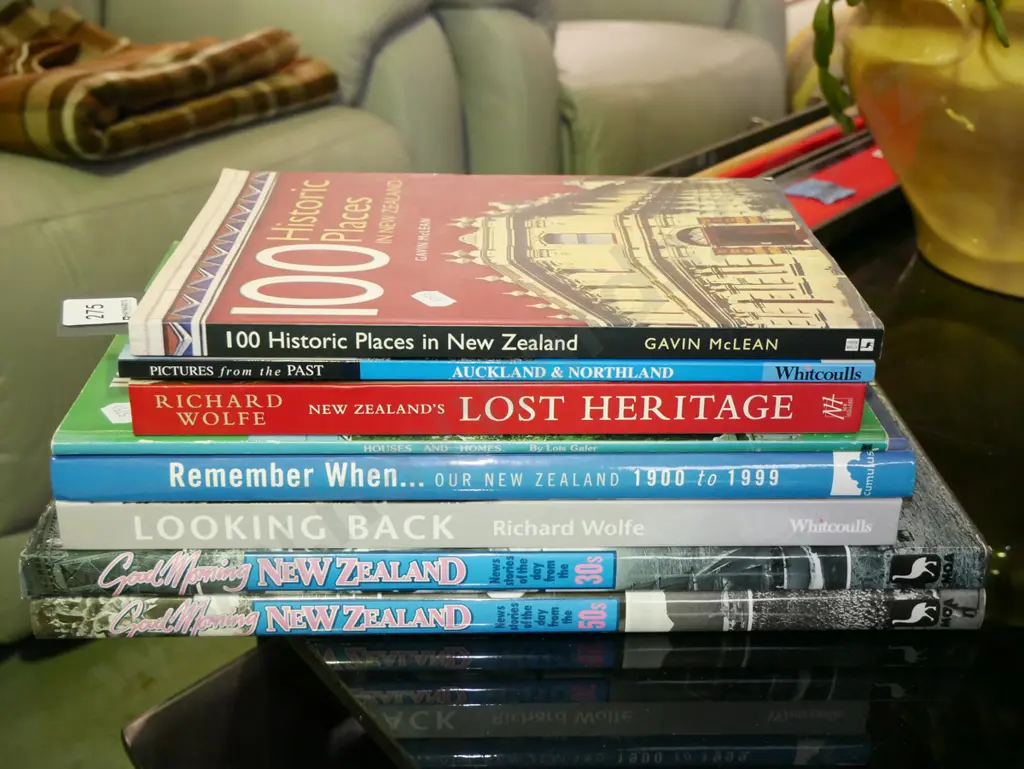 NZ history books Image 1++