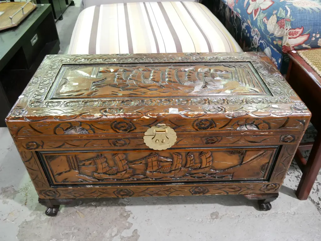 carved camphorwood chest Image 1++