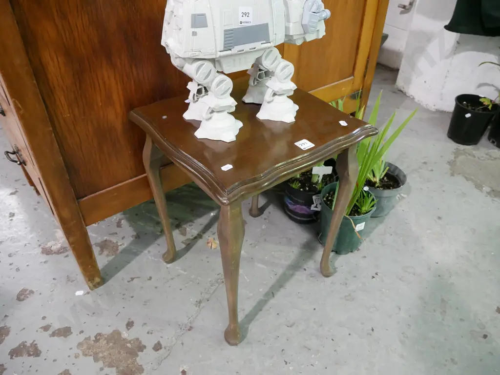 cab leg mahogany end table Image 1++