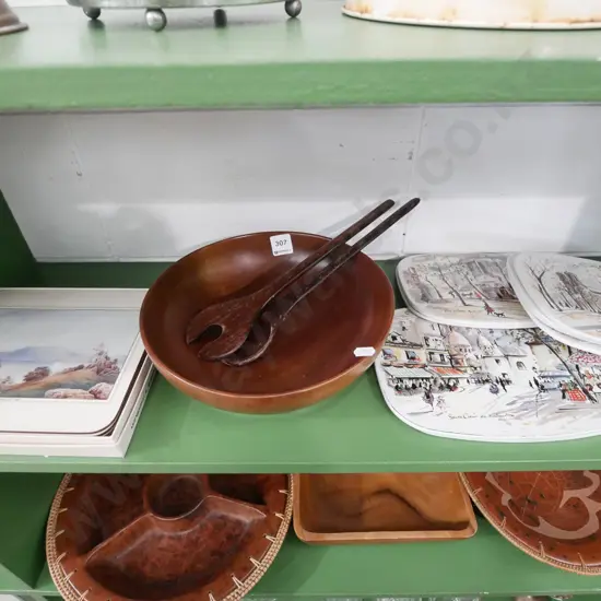 placemats, wooden bowl, salad servers
