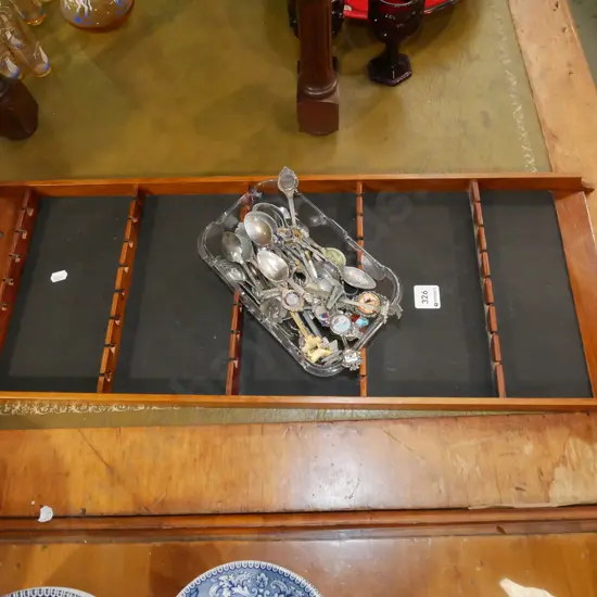 teaspoon rack and teaspoons