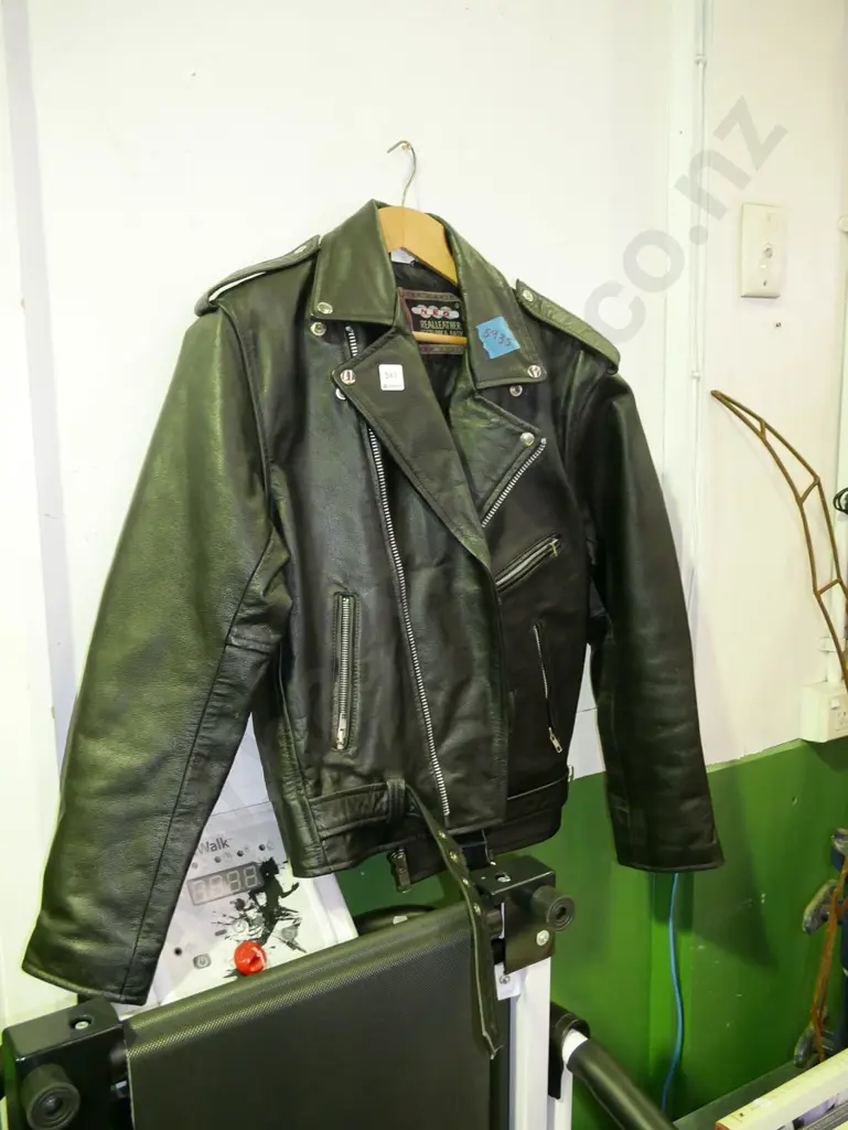 size M motorcycle jacket Image 1++