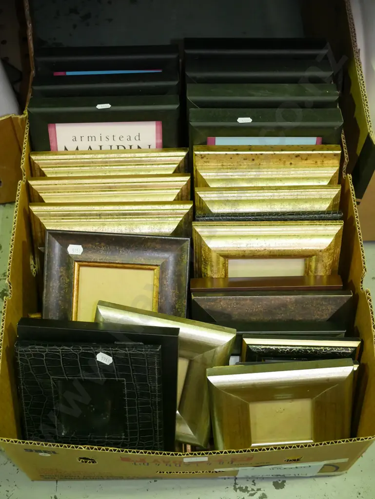 box of photo frames Image 1++