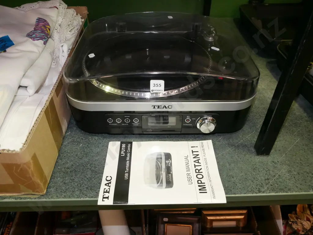 Teac turntable  Image 1++