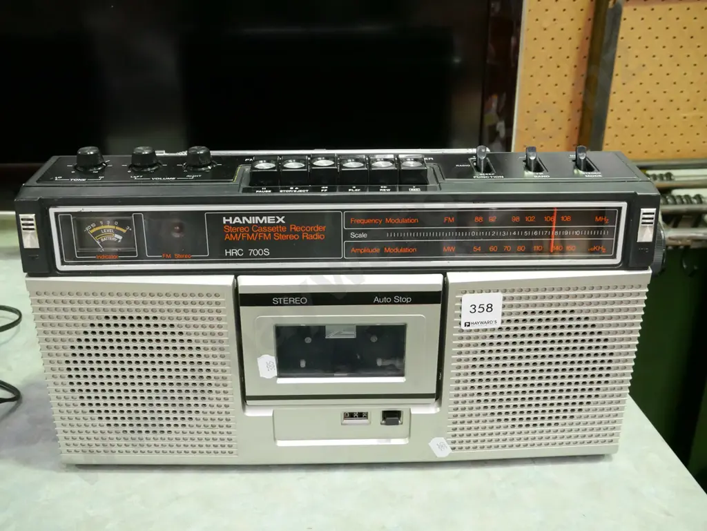 Hanimex radio cassette player- As Is No returns Image 1++