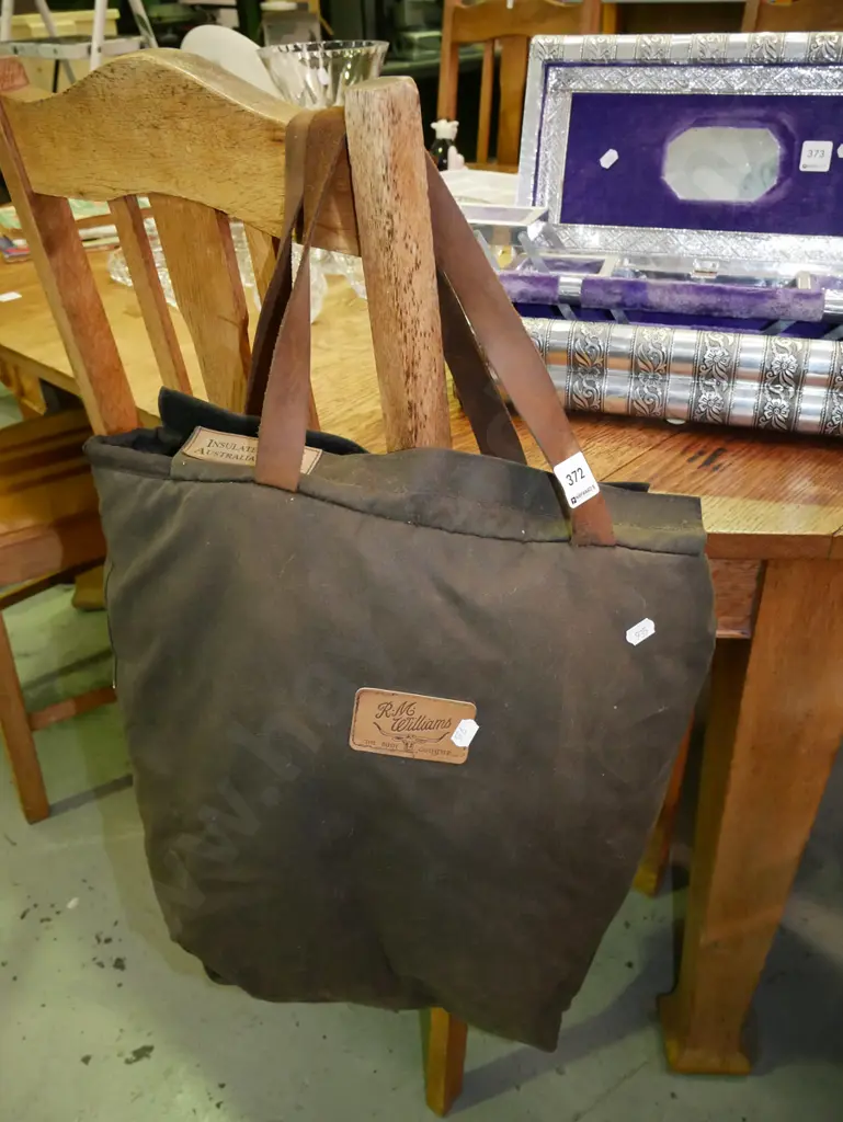 R & M Williams wool insulated shopping bag Image 1++