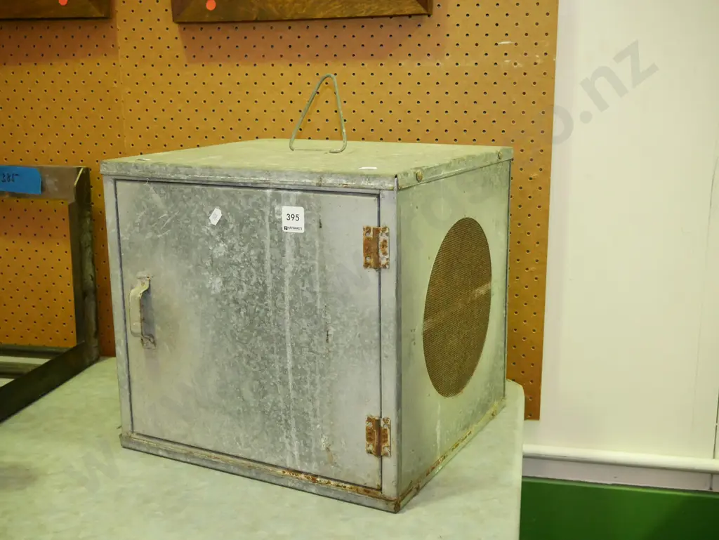 small vintage meat safe H-335 Image 1++