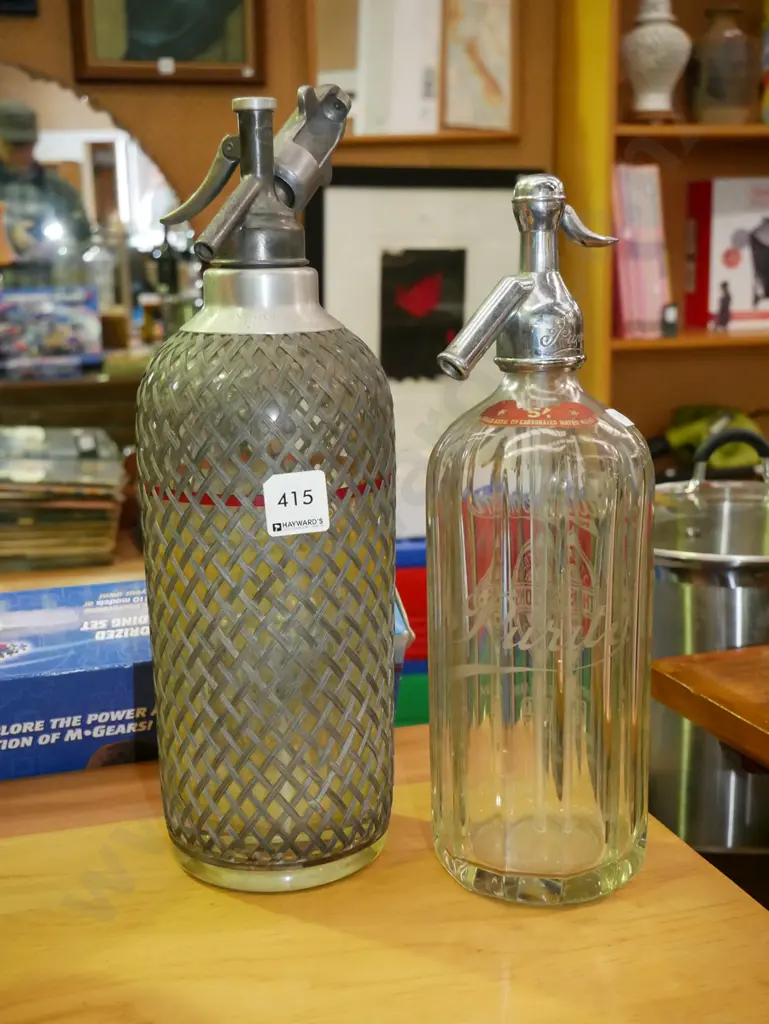 2x soda syphons Image 1++