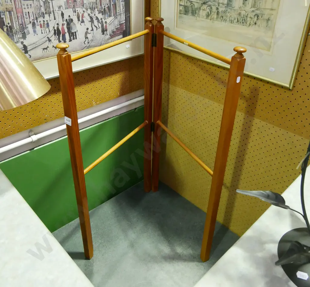 pine airing rack Image 1++