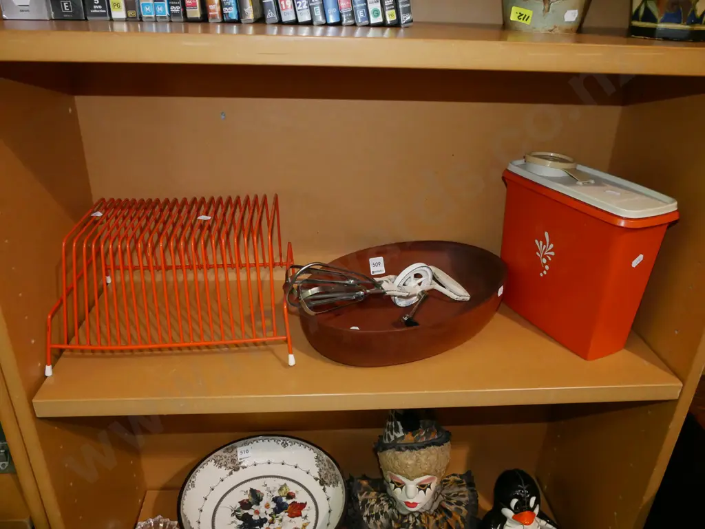 retro record rack, wooden bowl, egg beaters, container Image 1++