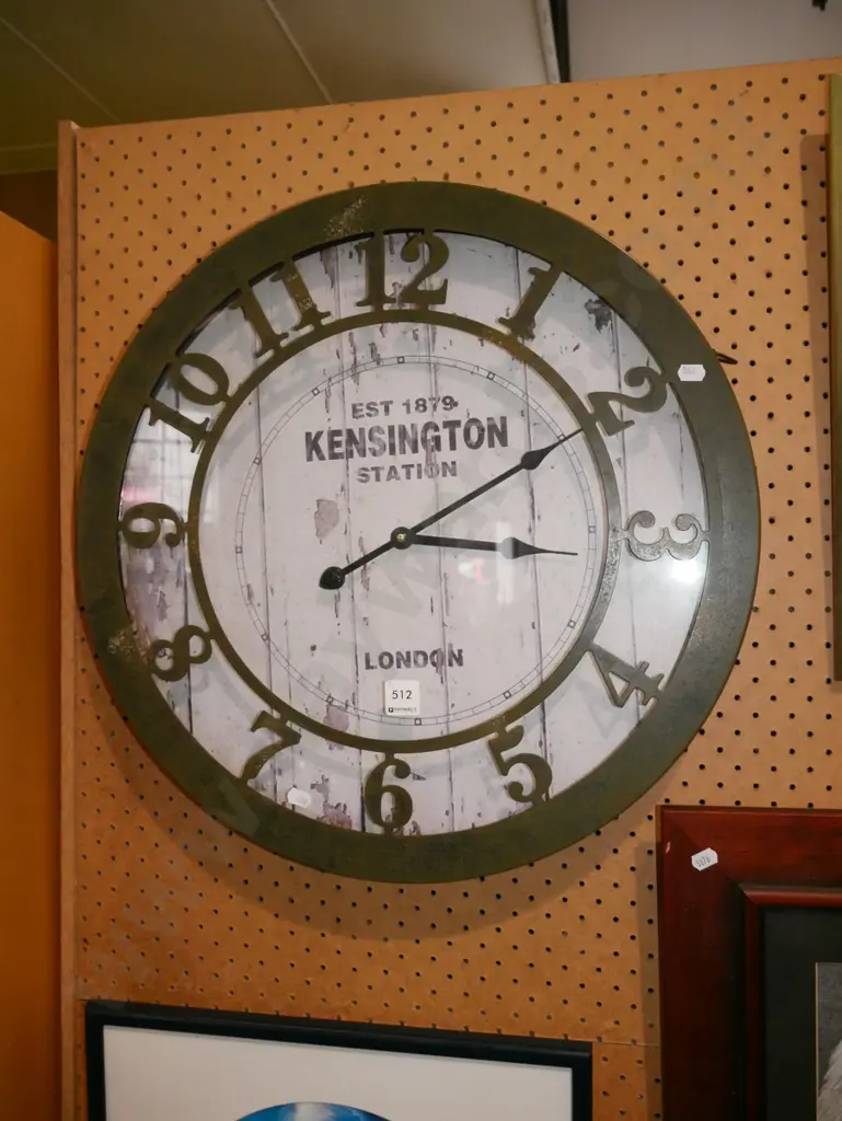 reproduction London clock Image 1++
