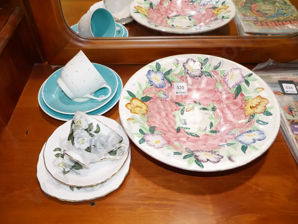 Maling thumbprint dish, Susie Cooper trio, 1 other trio Image 1++