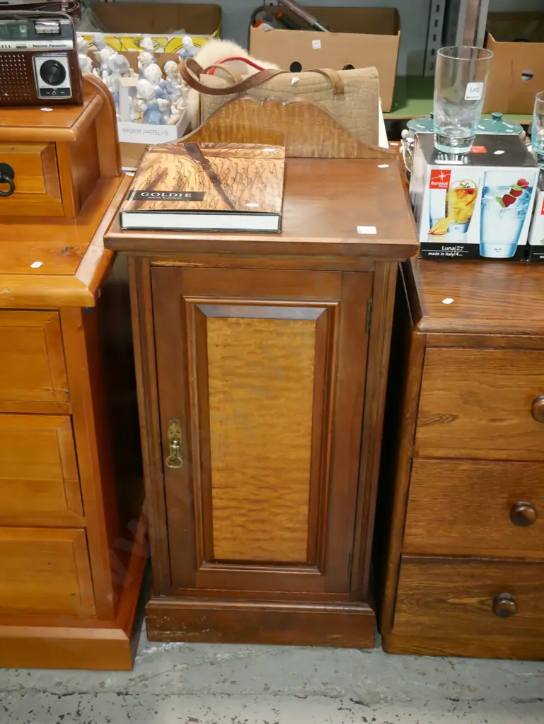 rimu and burr kauri single door pot cupboard Image 1++