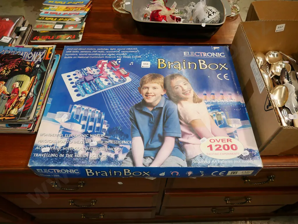 childs electronic Brain Box kit Image 1++