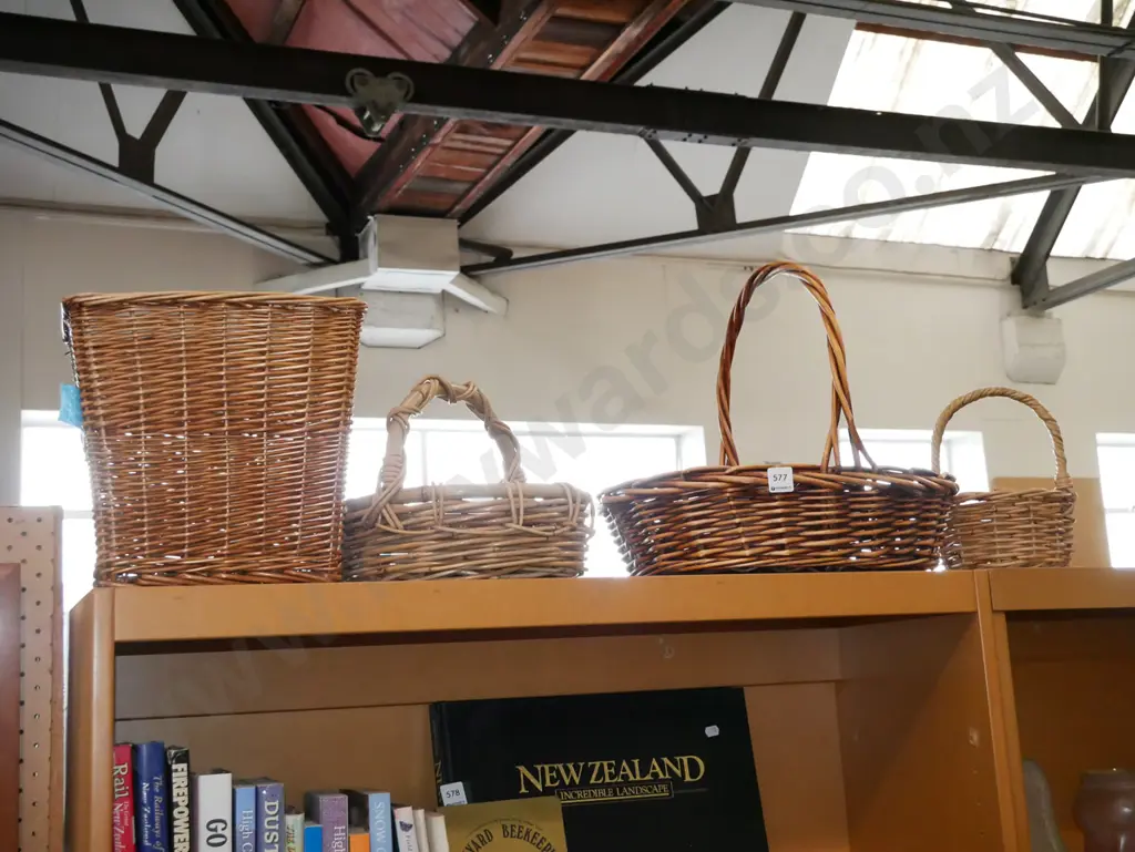 4x cane baskets Image 1++