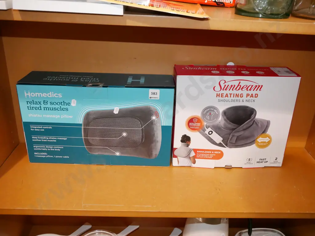 massage pillow, Sunbeam neck and shoulders heating pad Image 1++