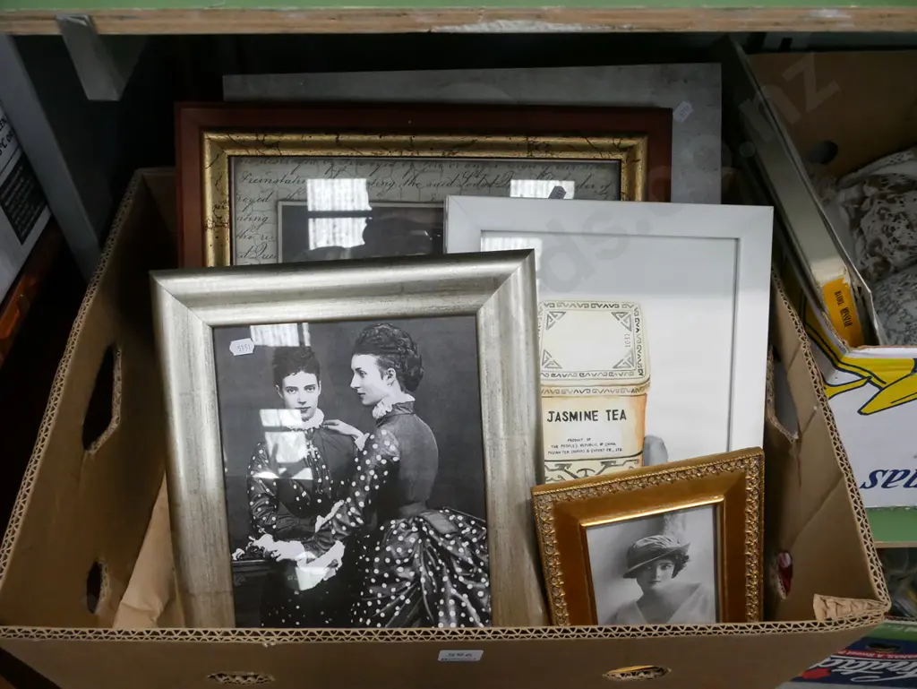 box of various prints Image 1++