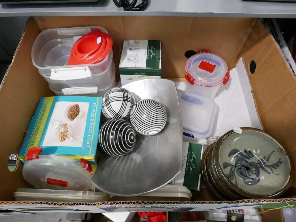 box; Sistema containers, ornamental balls, pottery bowls etc Image 1++