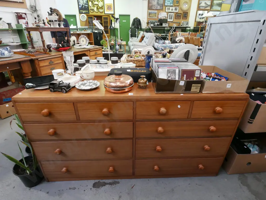 mahogany and mdf 10 drawer lowboy H-770 W-1420 D-400 Image 1++