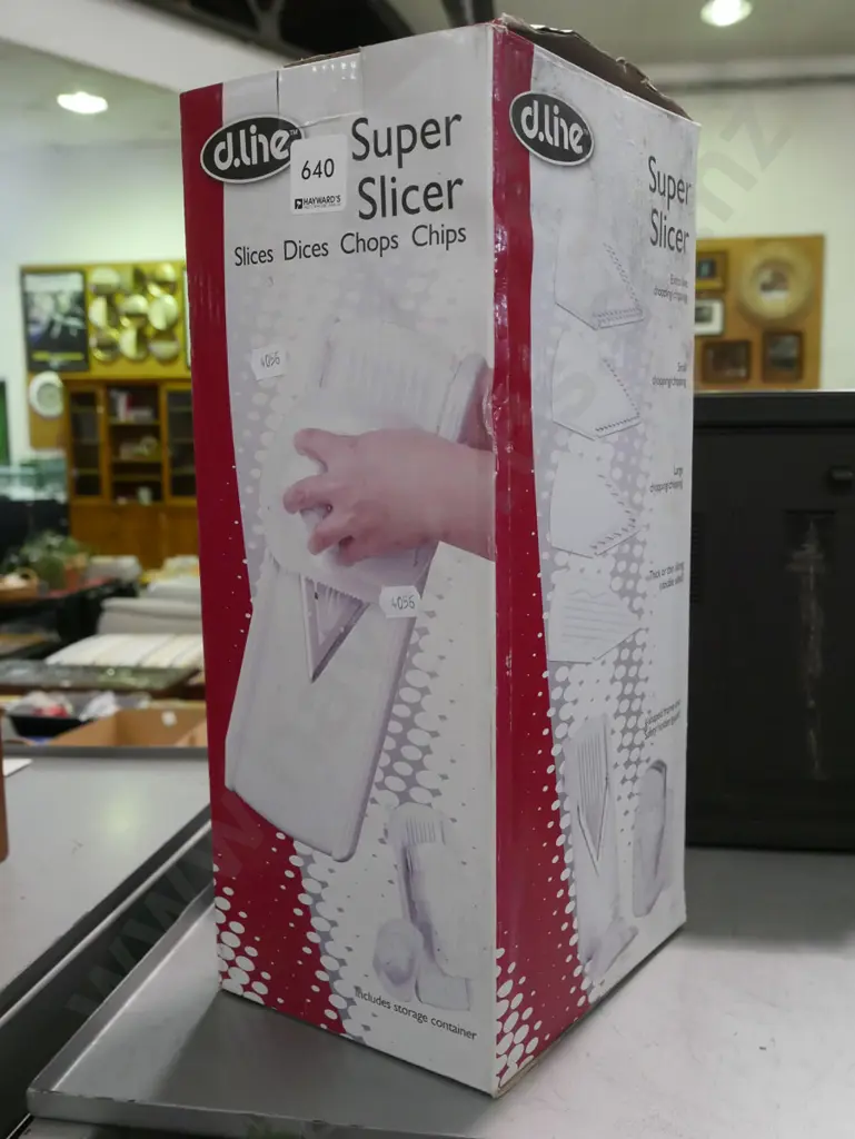 boxed as-new Super Slicer Image 1++