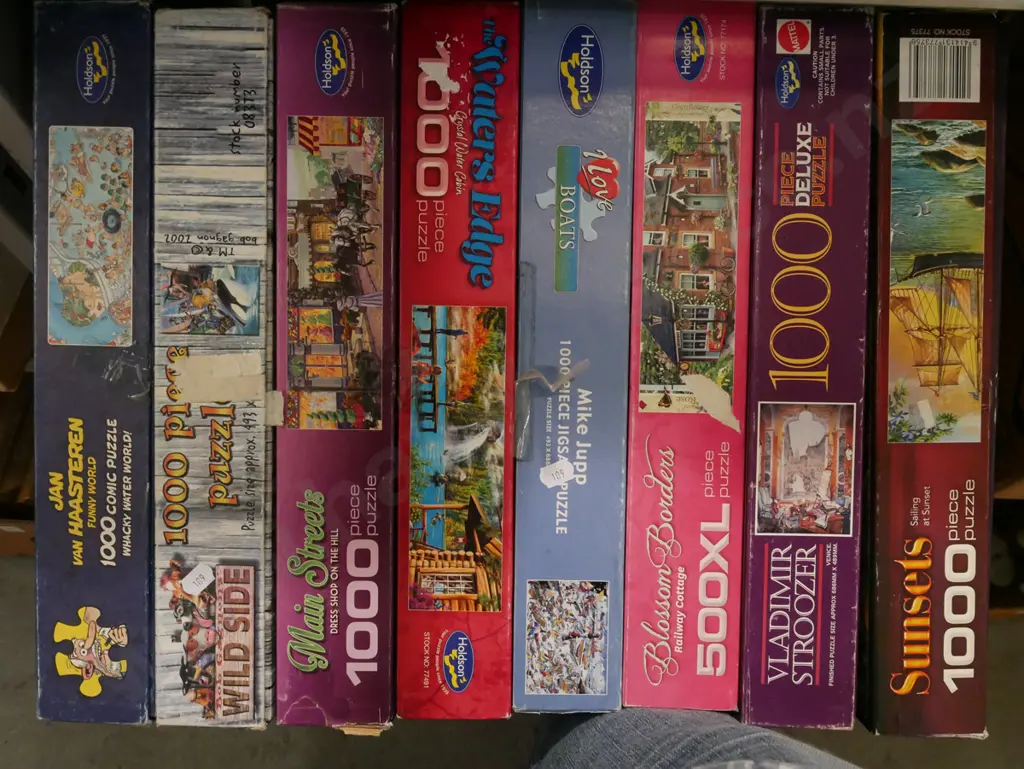 box of puzzles Image 1++