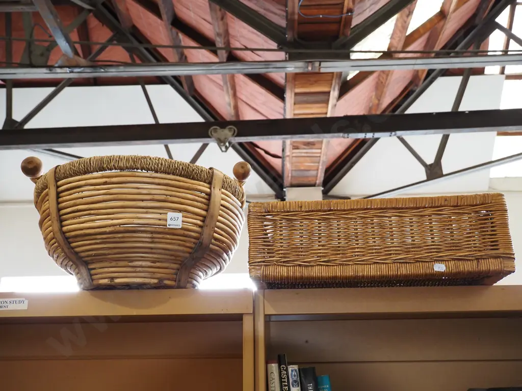 2x cane baskets Image 1++