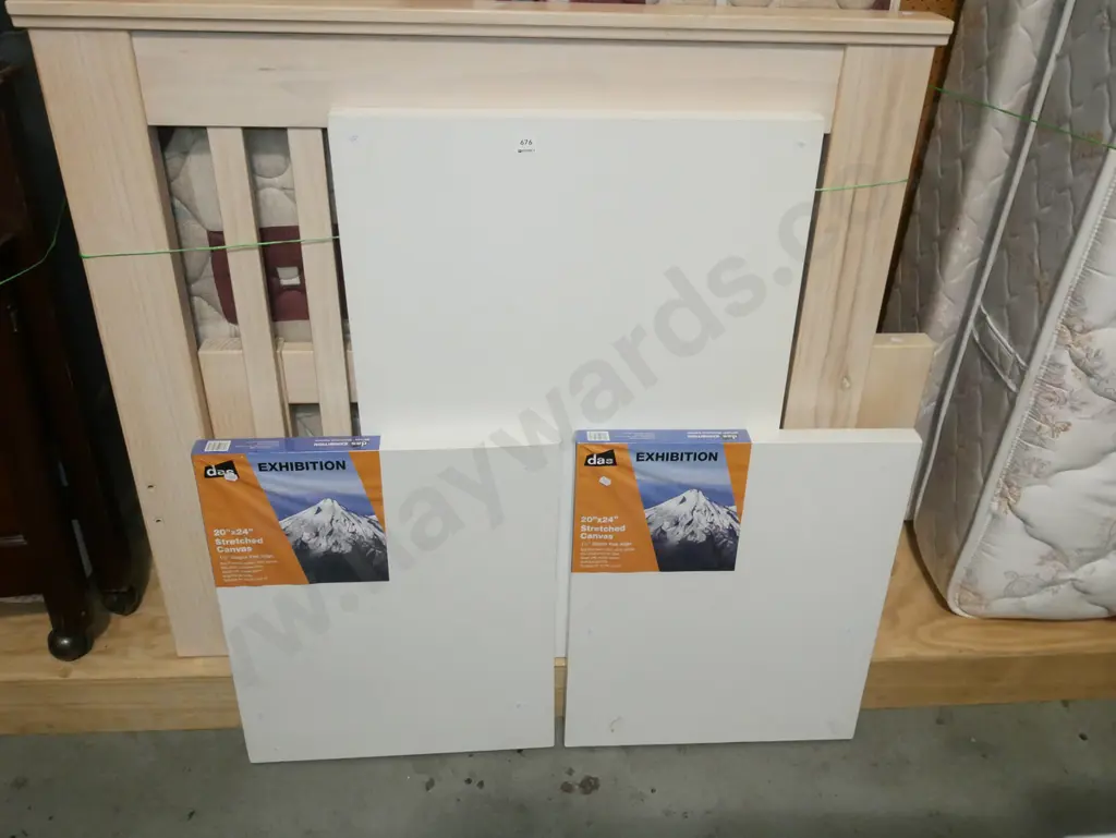 2x artists canvases 20"x24", 1 other Image 1++