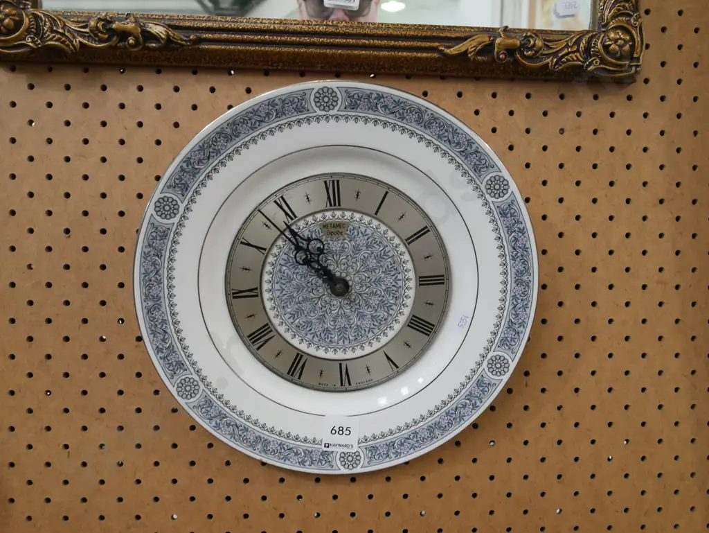 Spode wall clock Image 1++