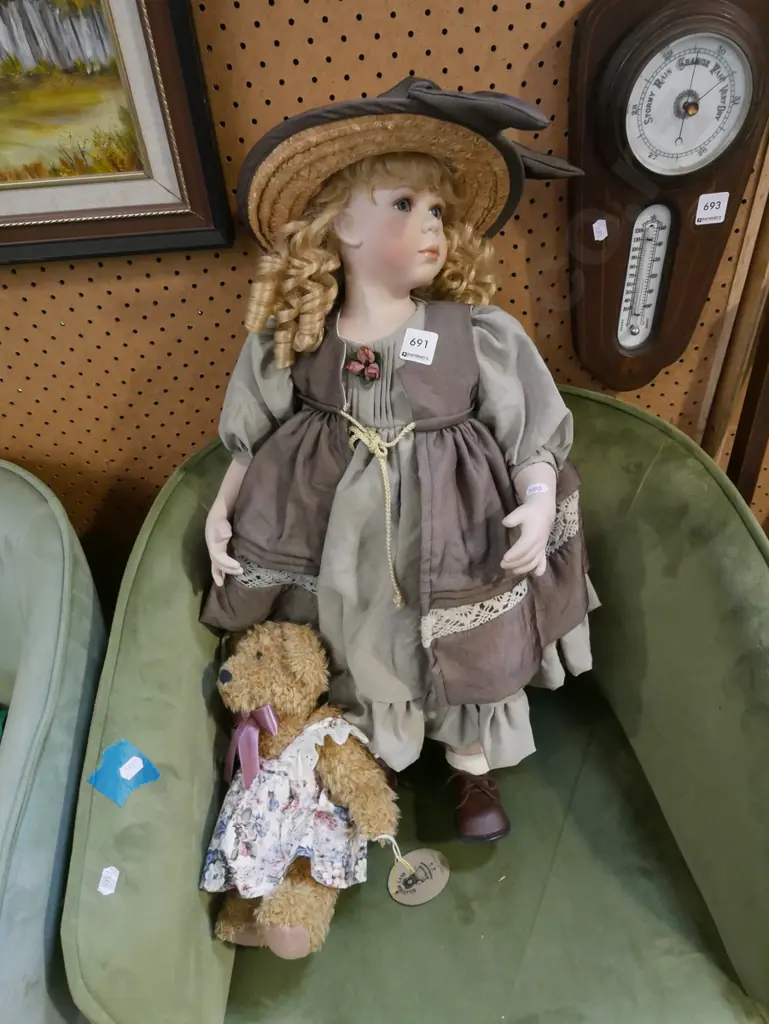 boxed porcelain Hillview Lane display doll Image 1++