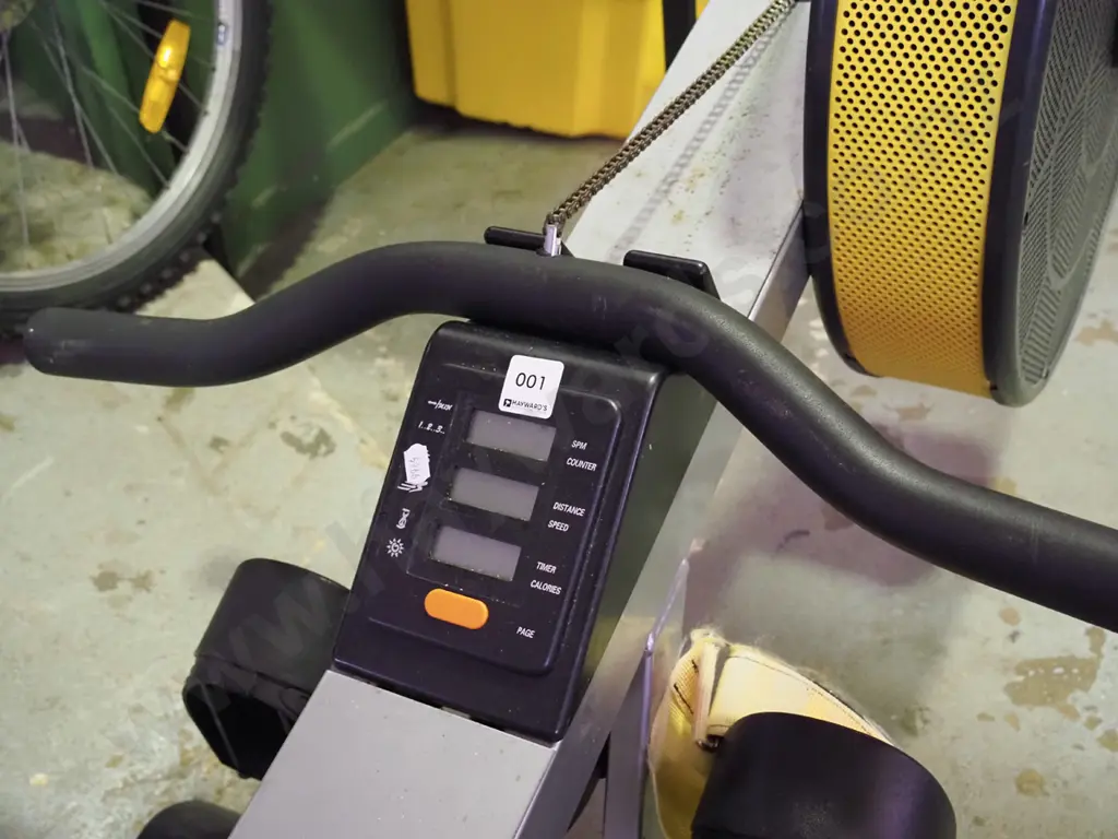 Track rowing machine Image 1++