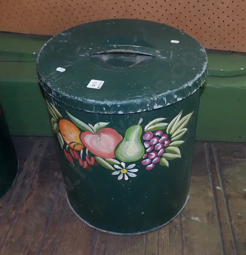 hand painted ash can Image 1++
