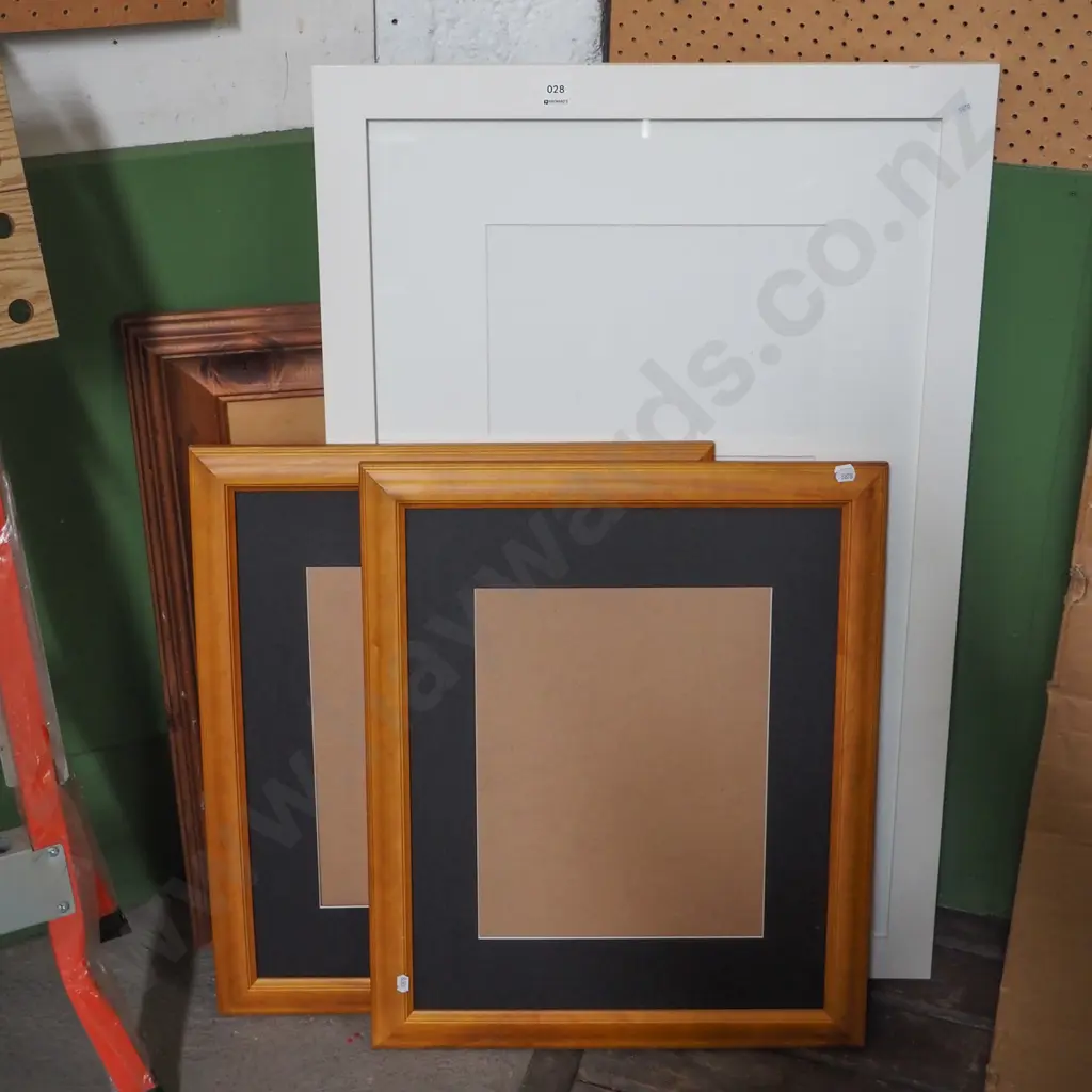 4x picture frames Image 1++