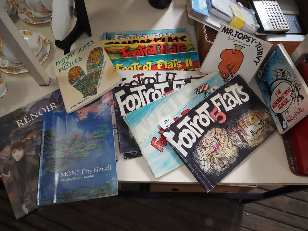 Footrot Flats and other books Image 1++