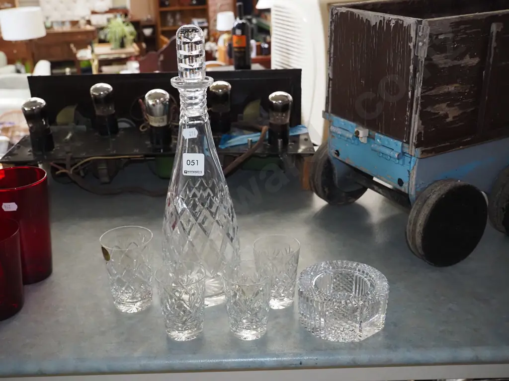 cut crystal decanter, 4x tumblers, ashtray Image 1++