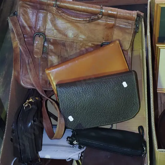 box; clutch purses, hand bags, satchel