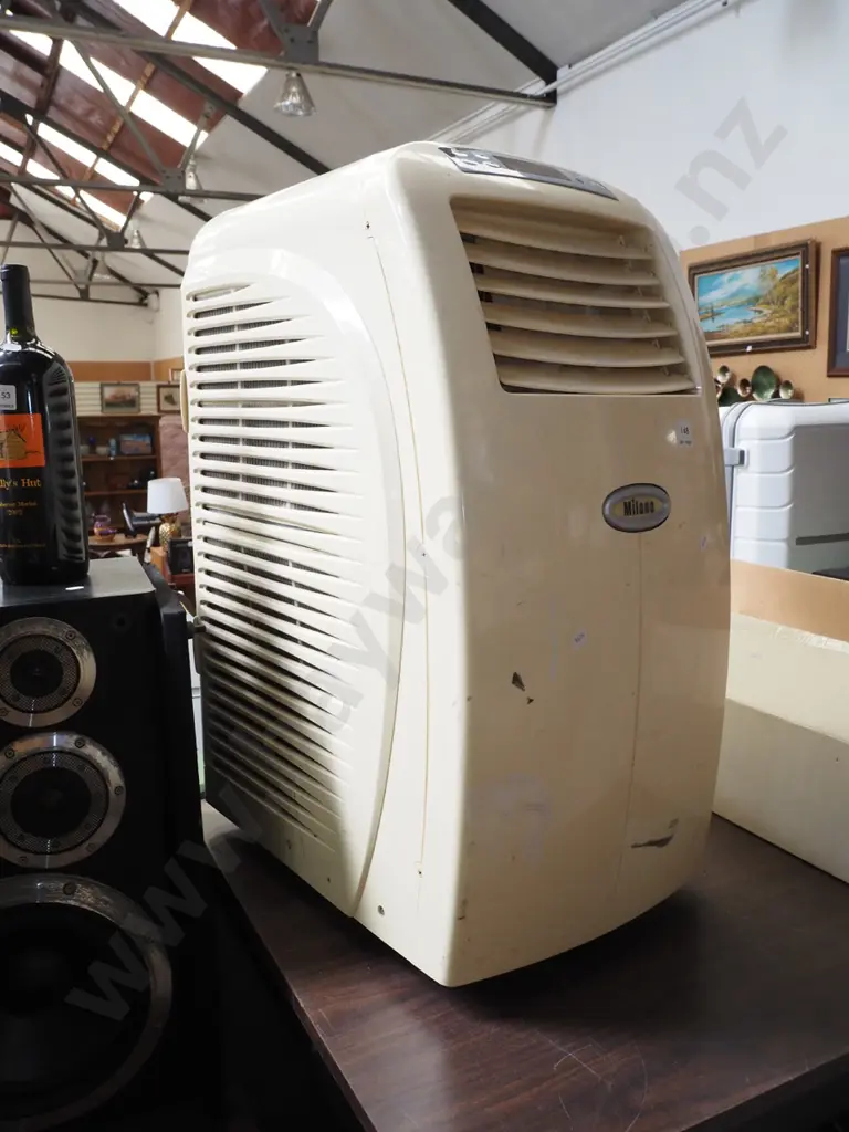 Milano portable air conditioner - faded Image 1++