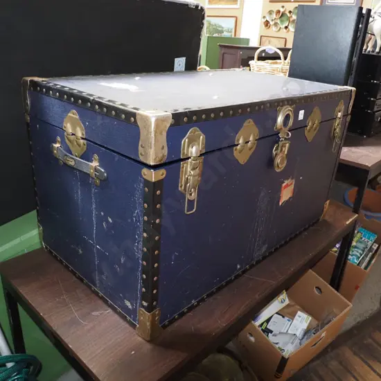large vintage traveller's trunk H-510 W-910 D-510