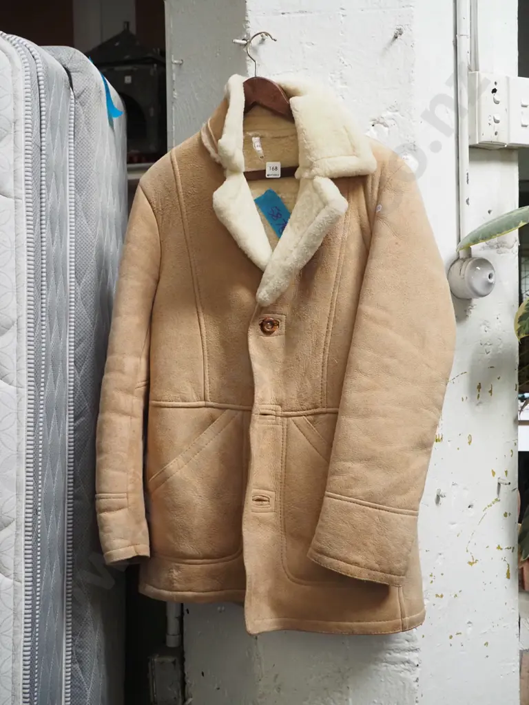 size 48 sheepskin jacket Image 1++